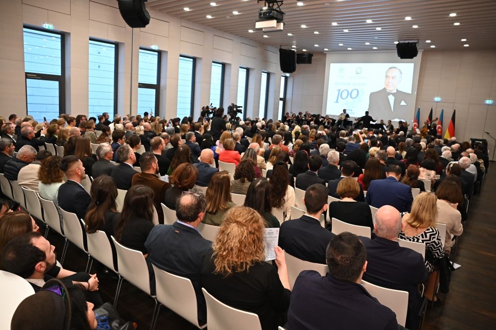 Berlin hosts concert marking 100th anniversary of National Leader Heydar Aliyev [PHOTOS] - Gallery Image