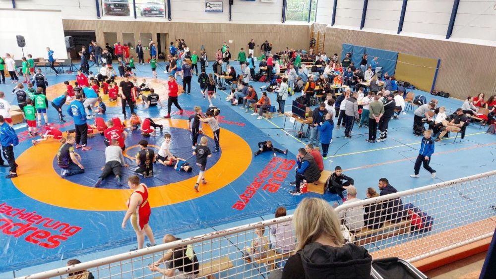 Young Azerbaijani wrestlers claim two medals in Germany