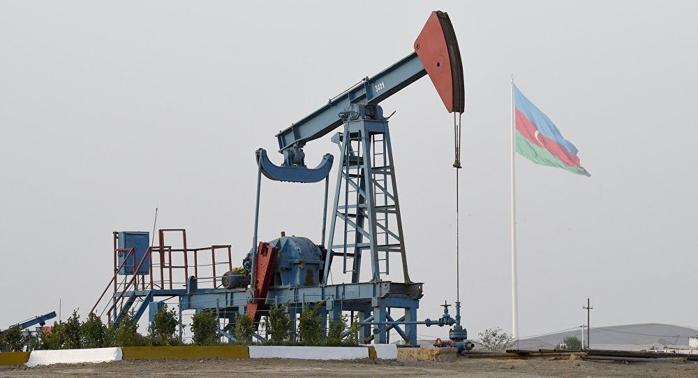 Azerbaijani oil price increases slightly