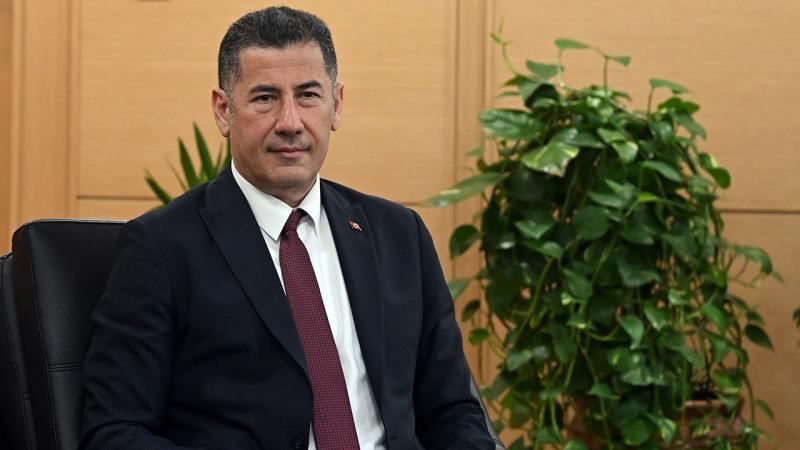 Bir Türk siyasetçi cumhurbaşkanlığı adaylığını geri çekebilir