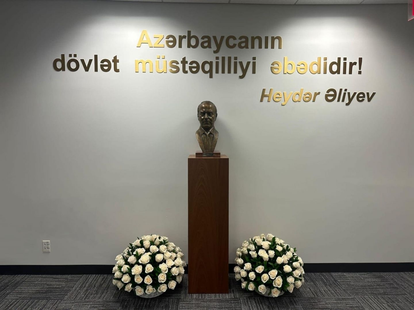Bust of National Leader unveiled in USA