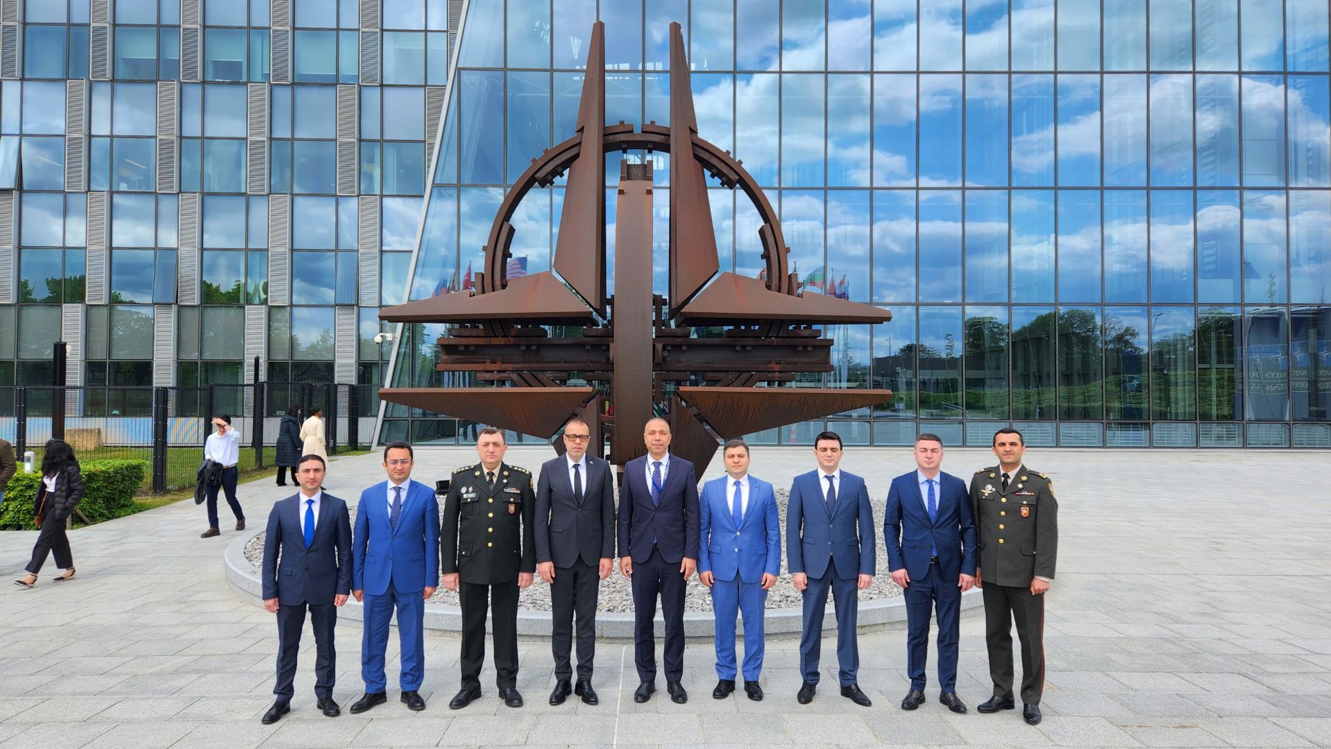Azerbaijani delegation hold dialogue with NATO on energy security