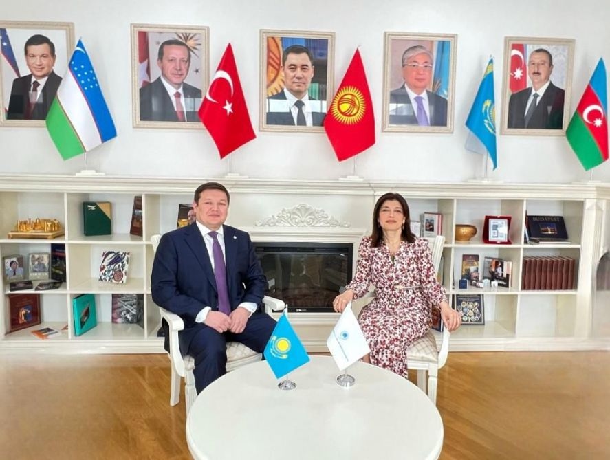 Gunay Afandiyeva receives Kazakh Minister of Culture and Sports [PHOTOS]