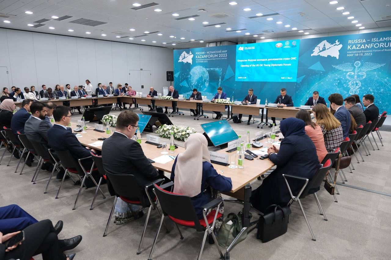 Panel discussions timed to 100th anniversary of Heydar Aliyev held at the International Kazan Forum - Gallery Image