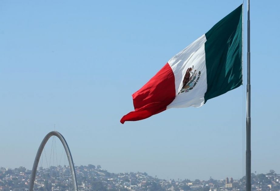 Mexico: Gunmen attack rally drivers, killing 10