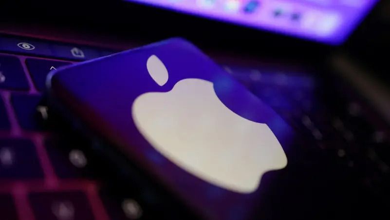 Apple's market value ends above $3 trillion for first time