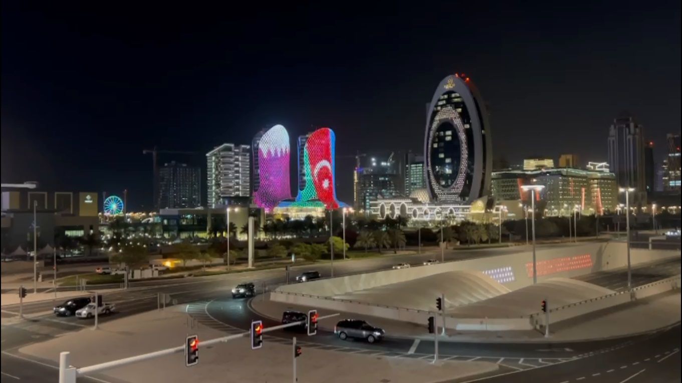 National flag displayed on building in Doha honoring Azerbaijan's Independence Day [VIDEO]