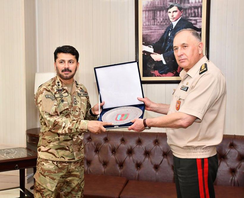 Chief of General Staff of Azerbaijan Army visits  Pakistan Special Service Group division [PHOTOS] - Gallery Image