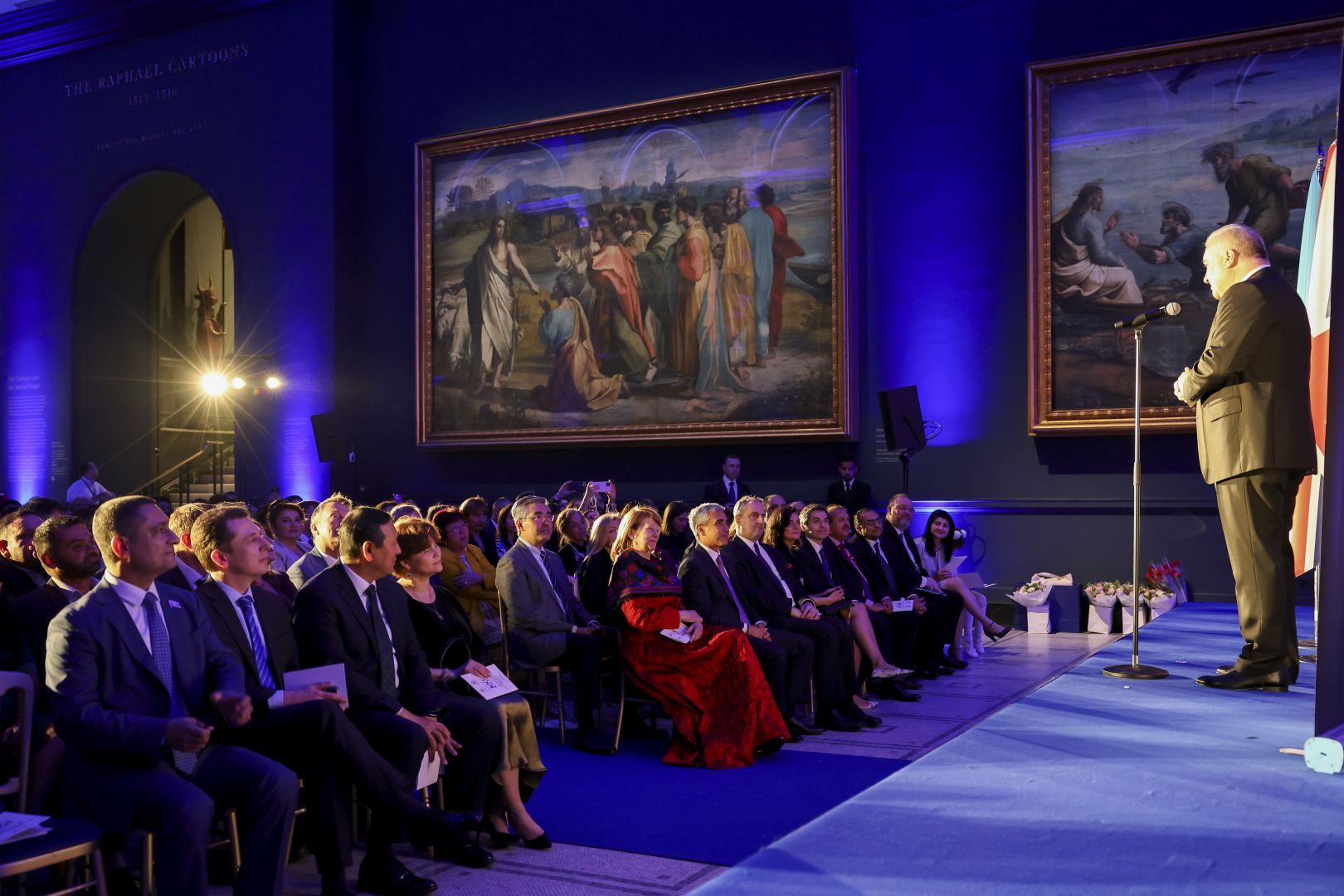 Victoria and Albert Museum in UK hosts event dedicated to 100th anniversary of Heydar Aliyev [PHOTO]