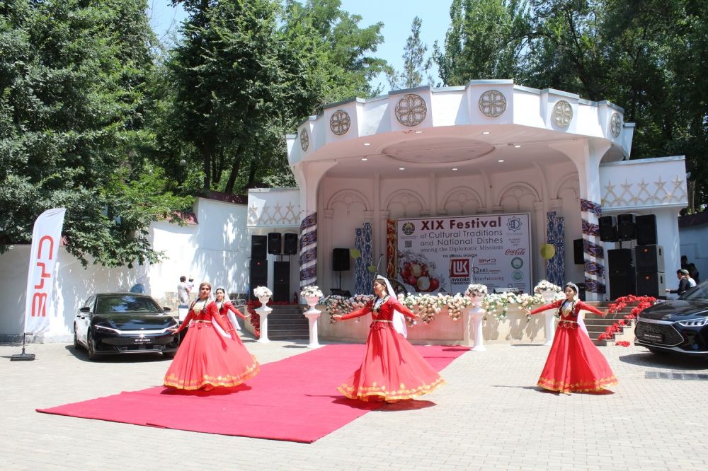 Azerbaijani cuisine grabs attention of gourmets in Tashkent [PHOTOS] - Gallery Image