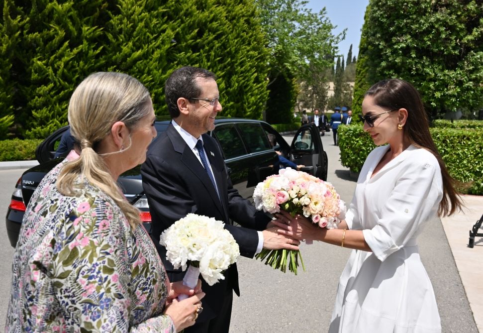Slider Image 1