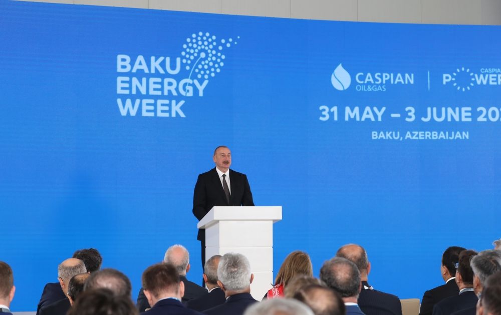 President: Azerbaijan aims to become exporter of “green energy” in medium term