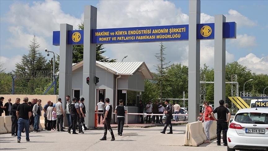 5 workers dead in rocket and explosives factory blast in Turkish capital