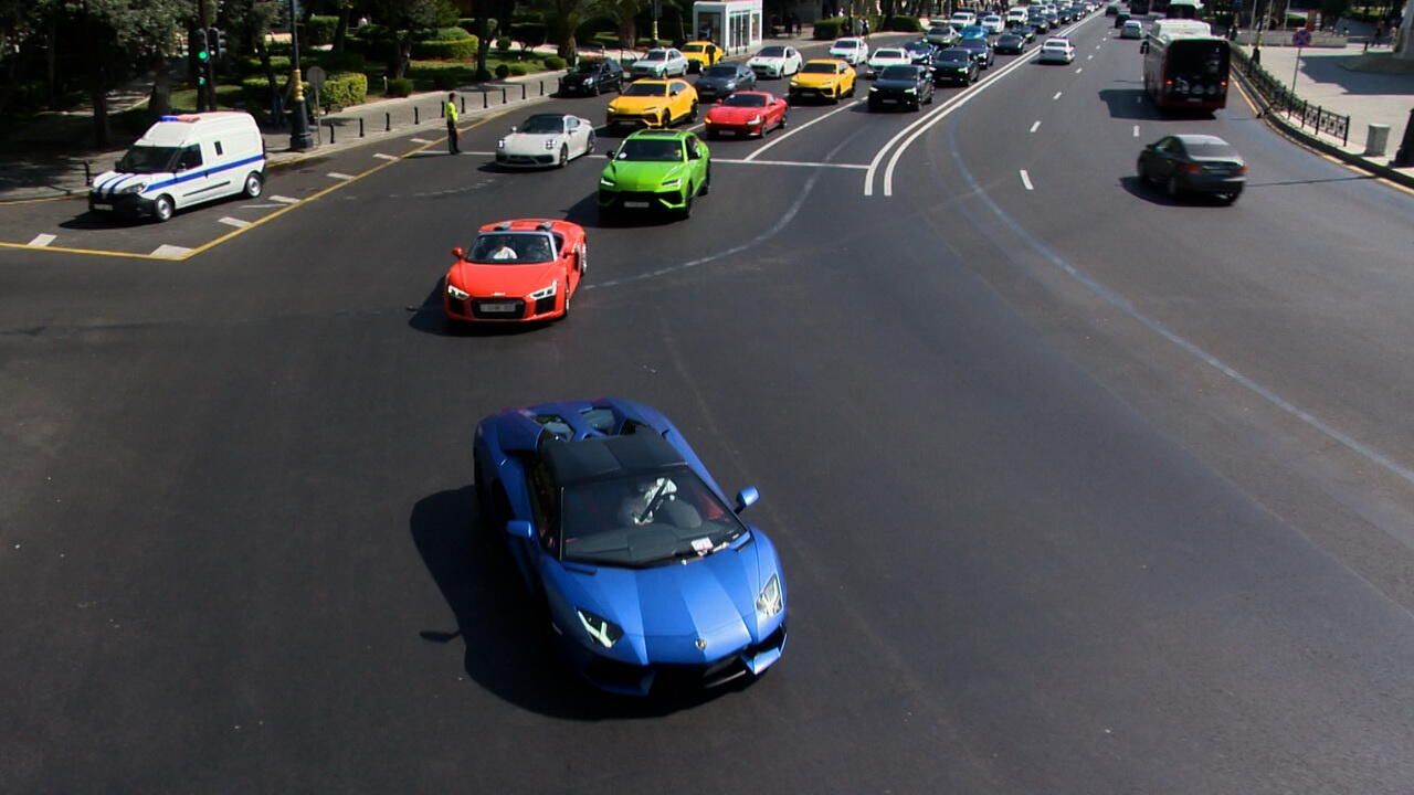 Race of high-speed sports cars starting at Heydar Aliyev Center headed to Lankaran [PHOTOS] - Gallery Image