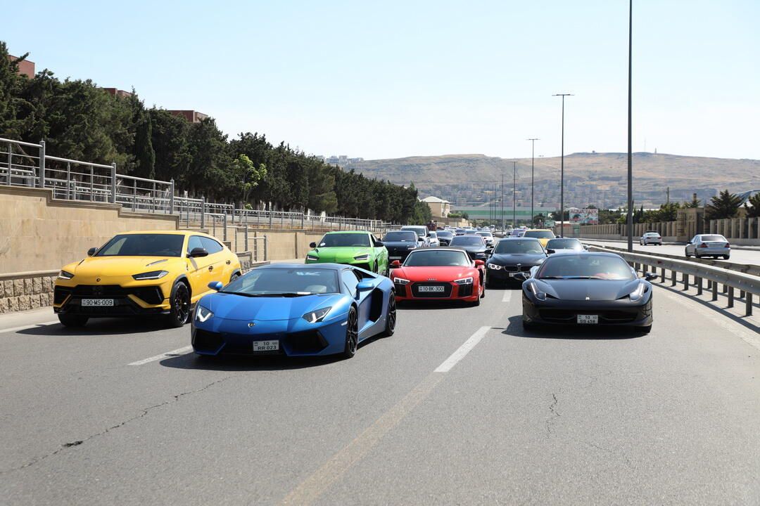 Race of high-speed sports cars starting at Heydar Aliyev Center headed to Lankaran [PHOTOS] - Gallery Image