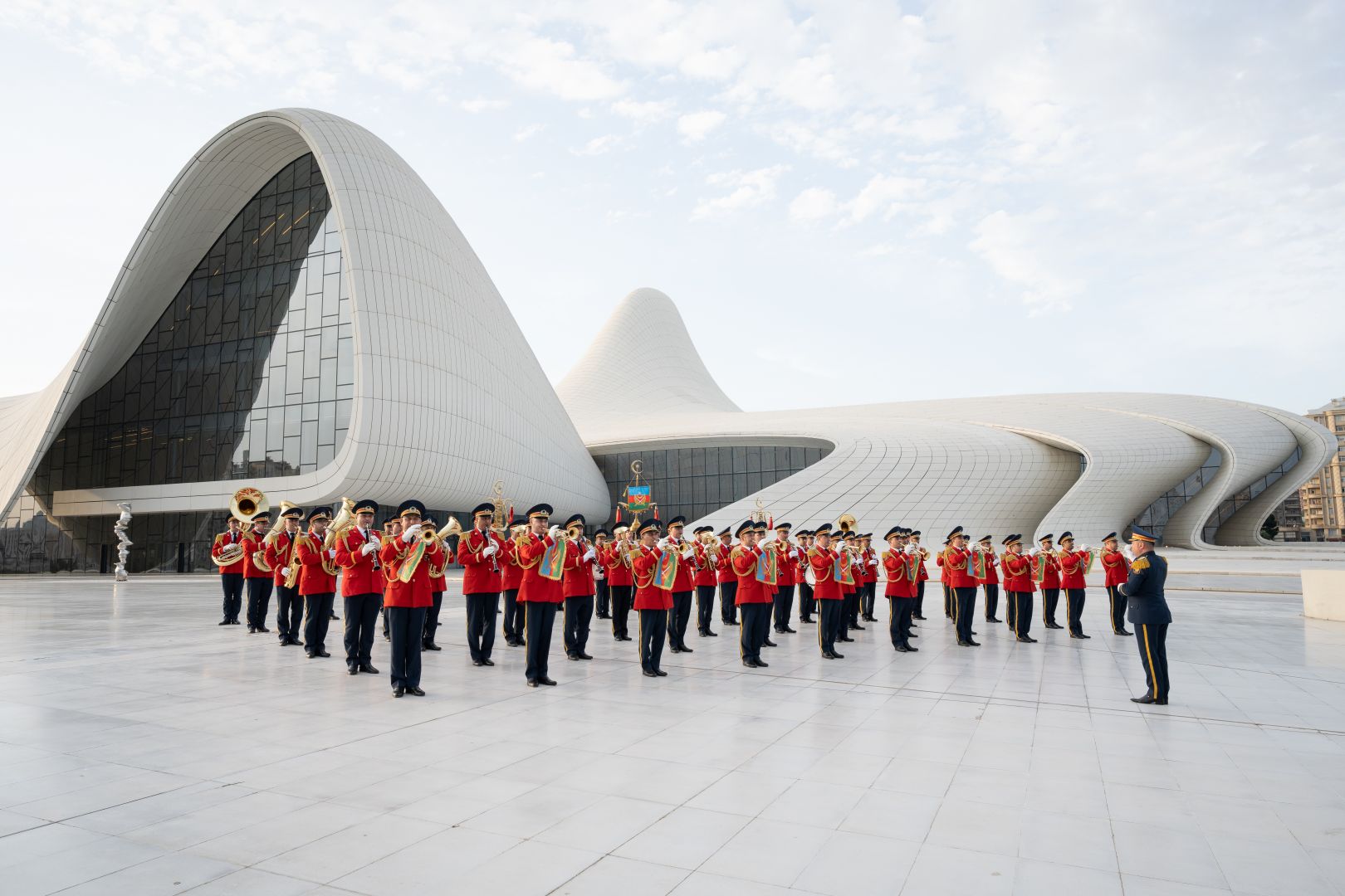 Grandiose concert was held in park of Heydar Aliyev Center on National Salvation Day [PHOTOS/VIDEO]