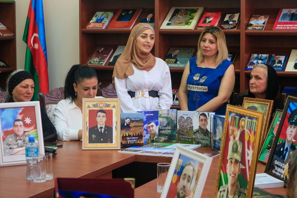 Presentation of books dedicated to martyrs has held in library [PHOTOS]