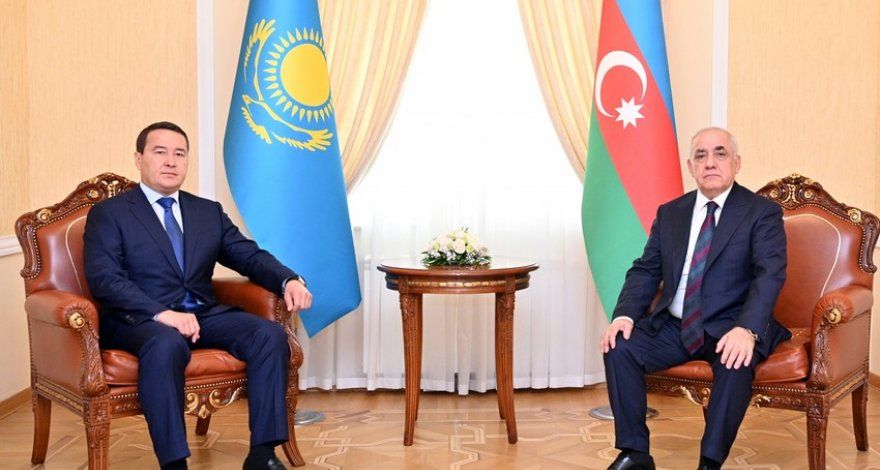 Azerbaijani Prime Minister meets with his Kazakh counterpart