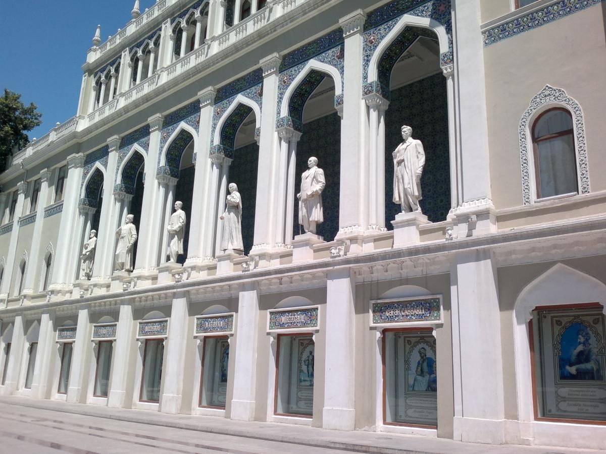 Azerbaijan to celebrate 100th anniversary of National Library following president's decree