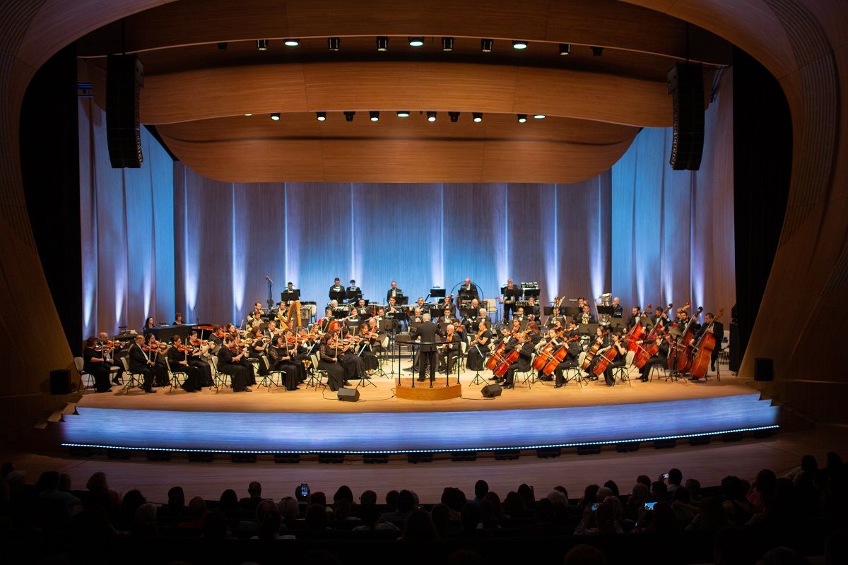 State Symphony Orchestra performs at Heydar Aliyev Center [PHOTOS/VIDEO]