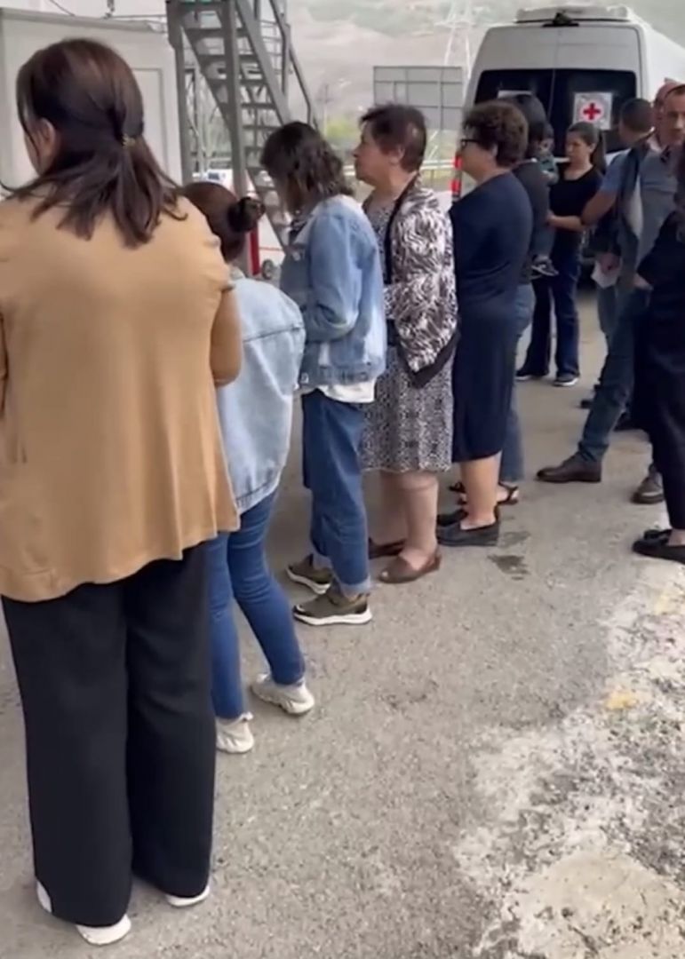 Azerbaijan continues providing unhindered passage for Armenian minorities living in Karabakh through Lachin checkpoint VIDEO