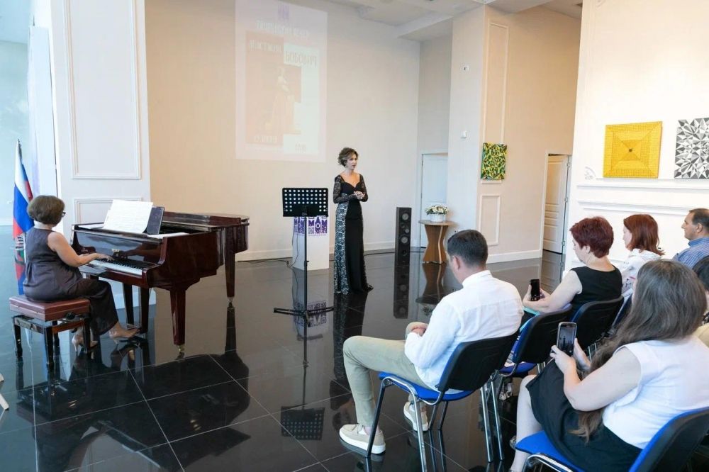Baku Music Academy graduate gives concert at Russian House in Baku [PHOTOS]