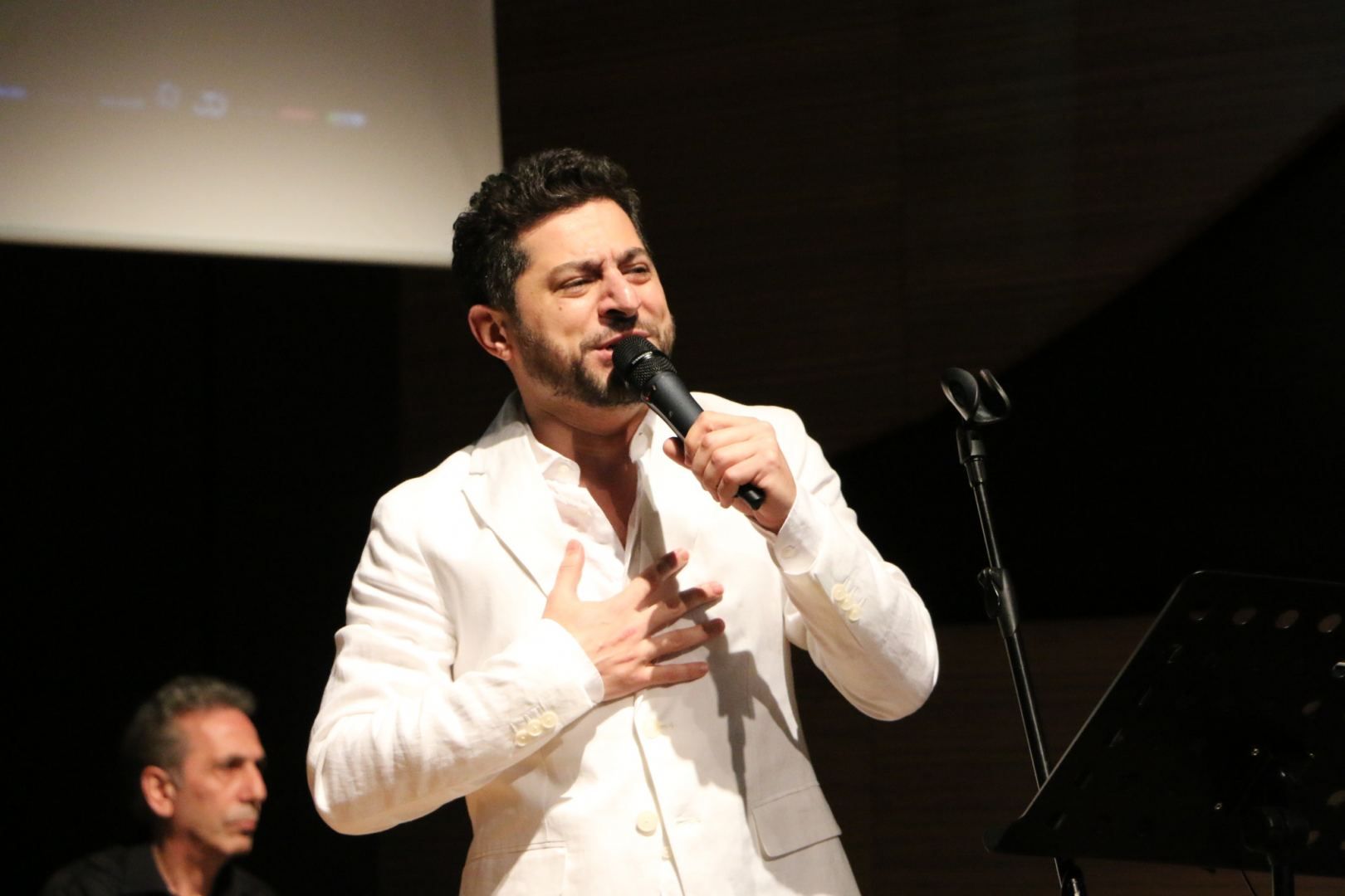 Slider Image 1