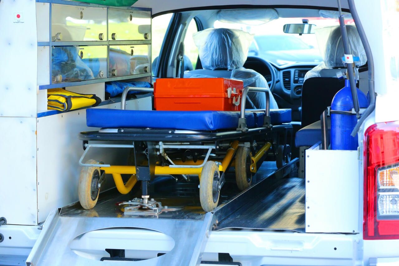 Japan provides ambulances for Azerbaijan - Gallery Image