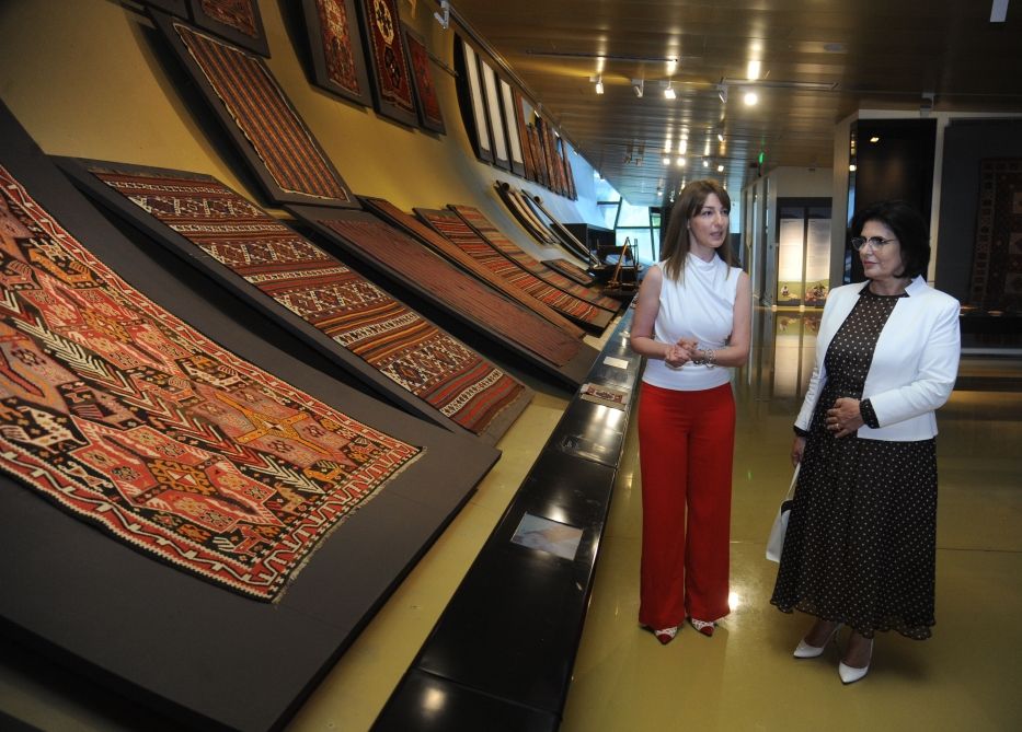 First lady of Albania visits Azerbaijan National Carpet Museum [PHOTOS]