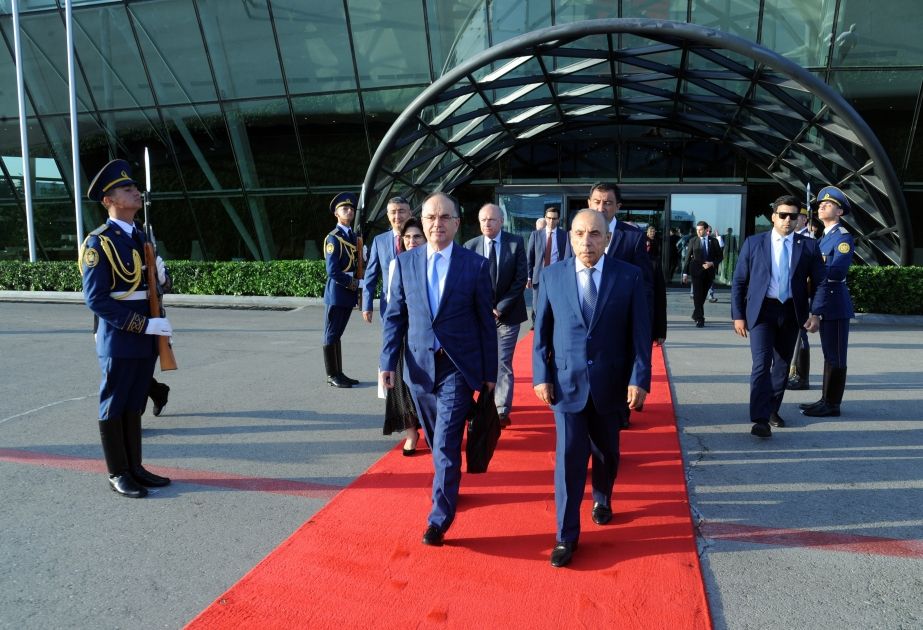Albanian President concludes his official visit to Azerbaijan