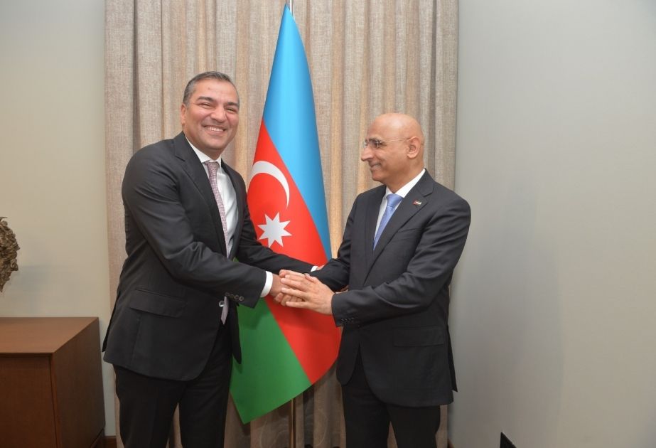 Azerbaijan, UAE discuss  prospects of tourism cooperation