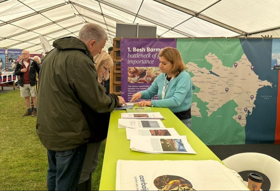 Azerbaijan demonstrates its ornithological tourism in UK