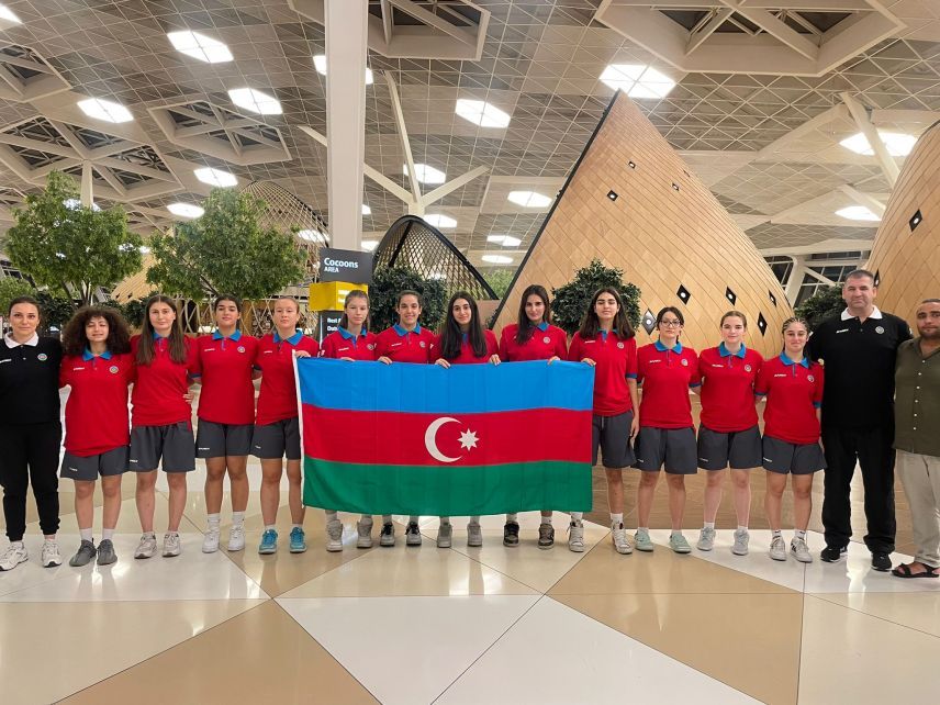 Azerbaijani woman's basketball players play their first match at European Championship