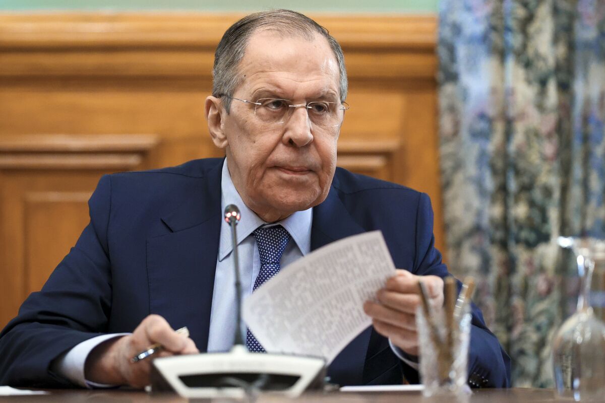 Lavrov's statement implies return of Western Azerbaijanis to their historic hometowns