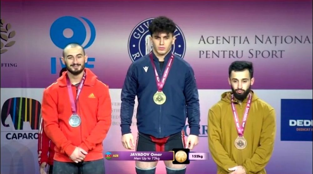 Azerbaijan`s weightlifter takes European gold [PHOTOS]