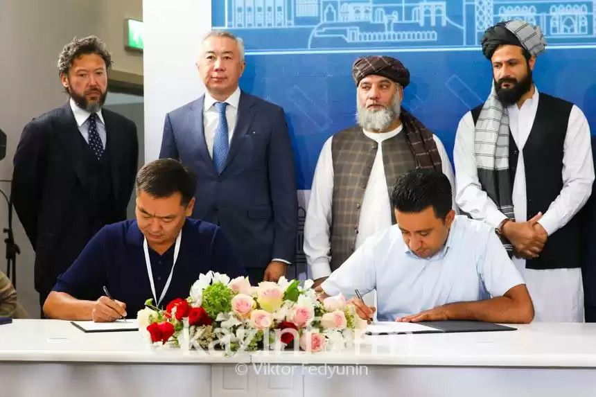 Kazakhstan, Afghanistan sign contracts worth over $190 mln