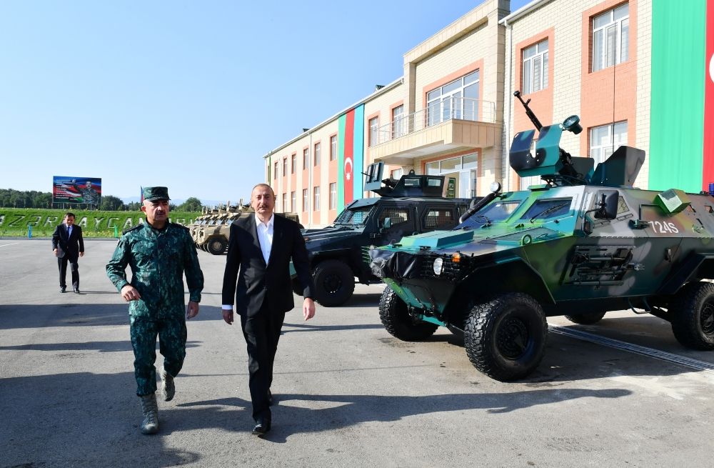President Ilham Aliyev views conditions created in garrison complex of Gazakh Separate Border Division [PHOTOS/VIDEO] - Gallery Image