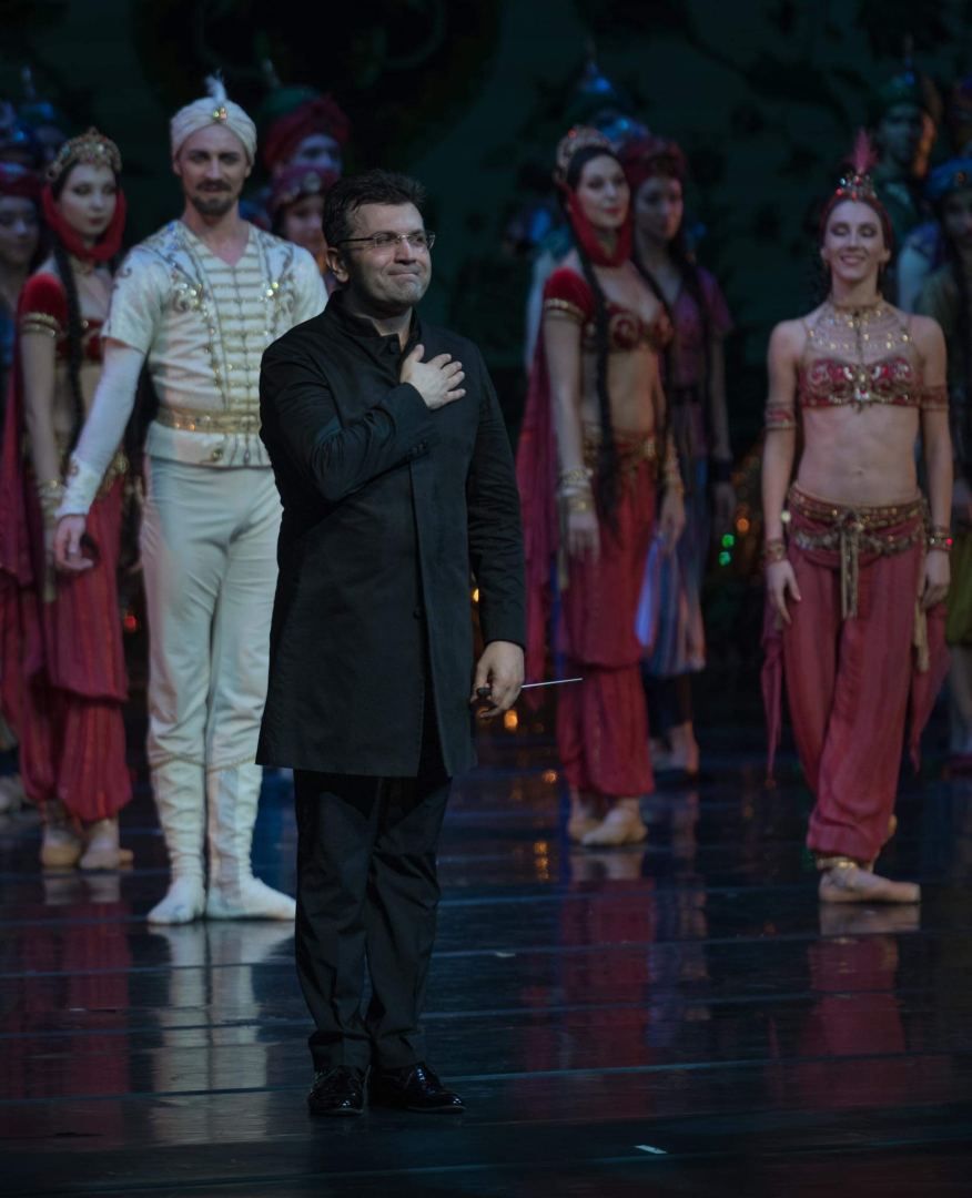 Fikrat Amirov's ballet captivates audience in St. Petersburg [PHOTOS/VIDEO]