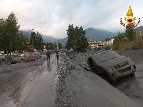 Five missing in Bardonecchia after landslide causes flood