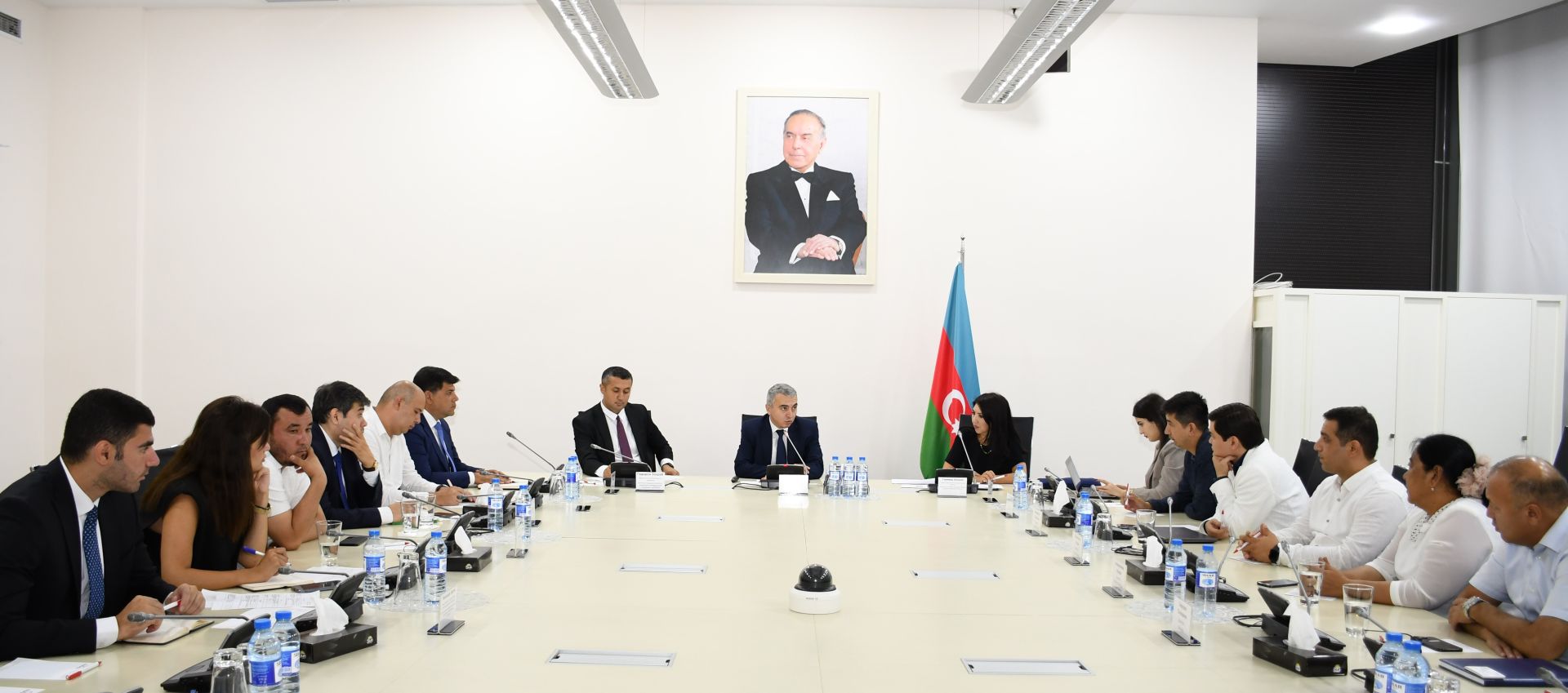 Azerbaijan, Uzbekistan discuss prospect of investment in pharmaceutical sector [PHOTOS]