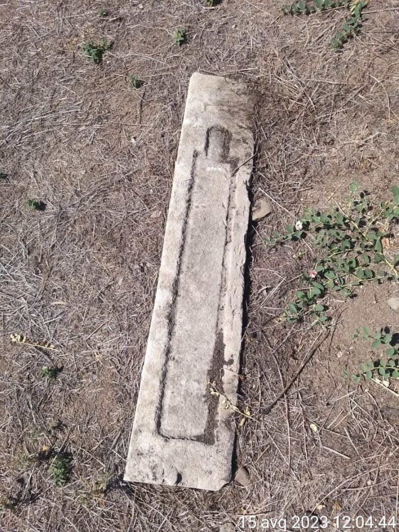 Historical cemetery found in Hajiismayilli village of Jalilabad district [PHOTOS] - Gallery Image