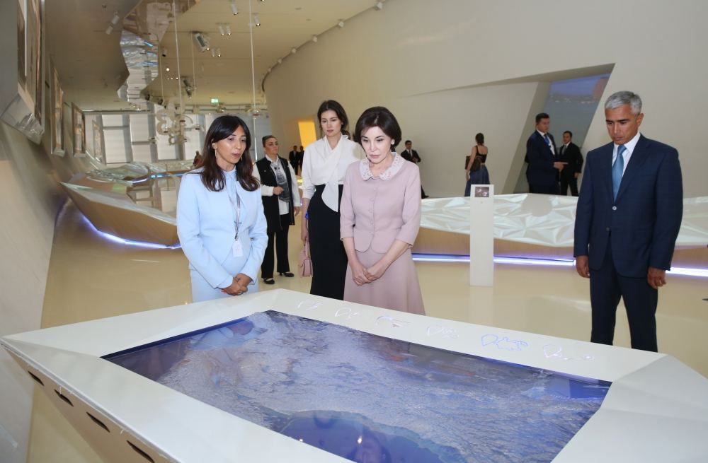 First Lady of Uzbekistan got acquainted with Heydar Aliyev Center [PHOTOS]