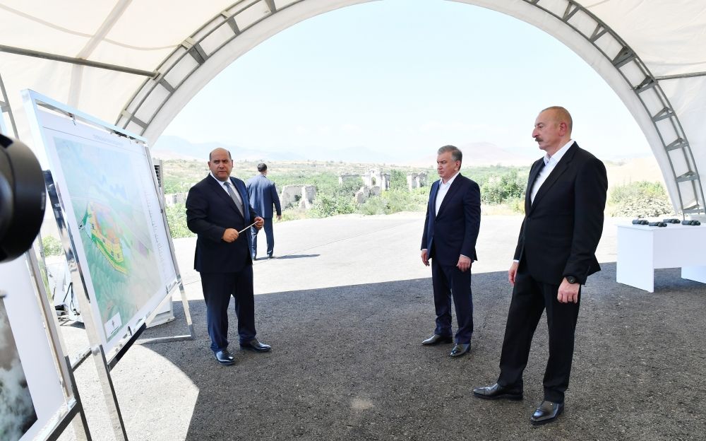 Presidents of Azerbaijan and Uzbekistan view master plan of Fuzuli [PHOTOS/VIDEO]