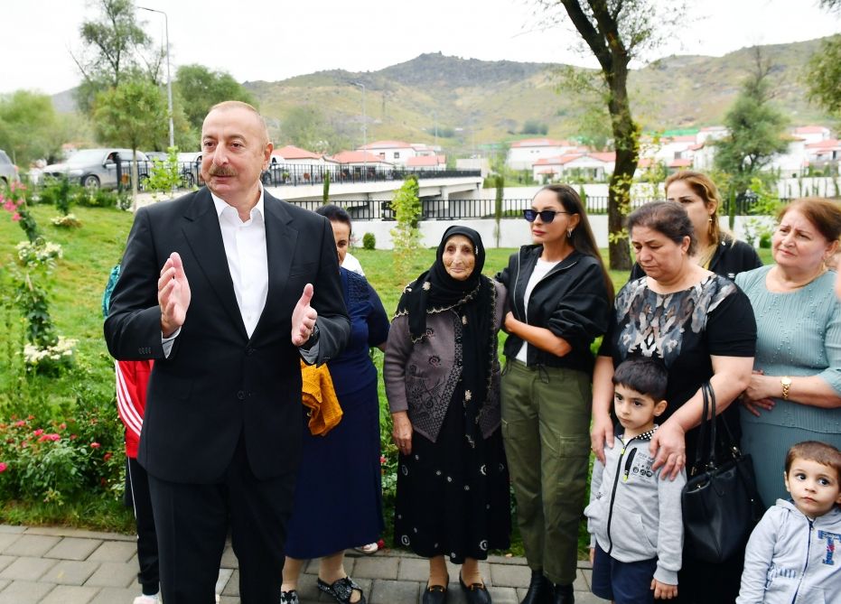 Azerbaijani President and First Lady get familiarized with works done in village of Zabukh of Lachin and meet with villagers [PHOTOS]