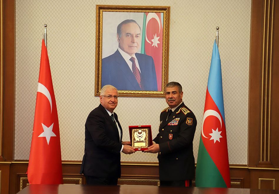 Azerbaijani Defense Minister meets with Turkish counterpart [PHOTOS/VIDEO]