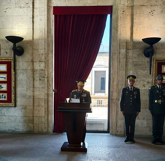Azerbaijan's Defence Minister visited mausoleum of Mustafa Kemal Ataturk [PHOTOS] - Gallery Image