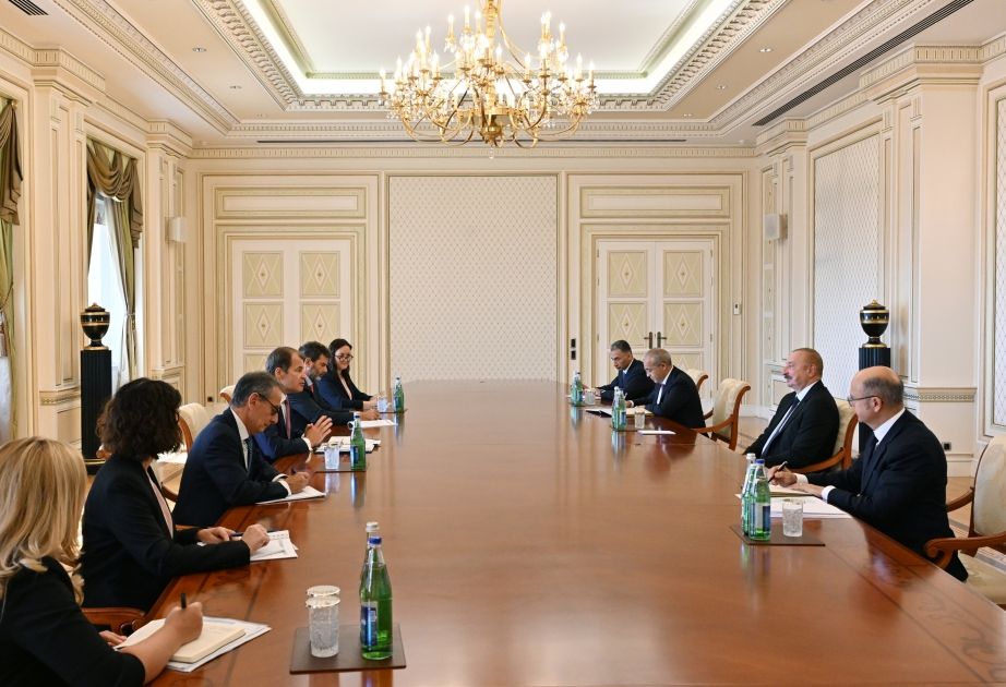 President Ilham Aliyev received delegation of European Bank for Reconstruction and Development [VIDEO]