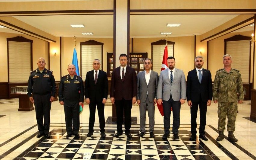 President's plenipotentiary representative inquires situation on contact line