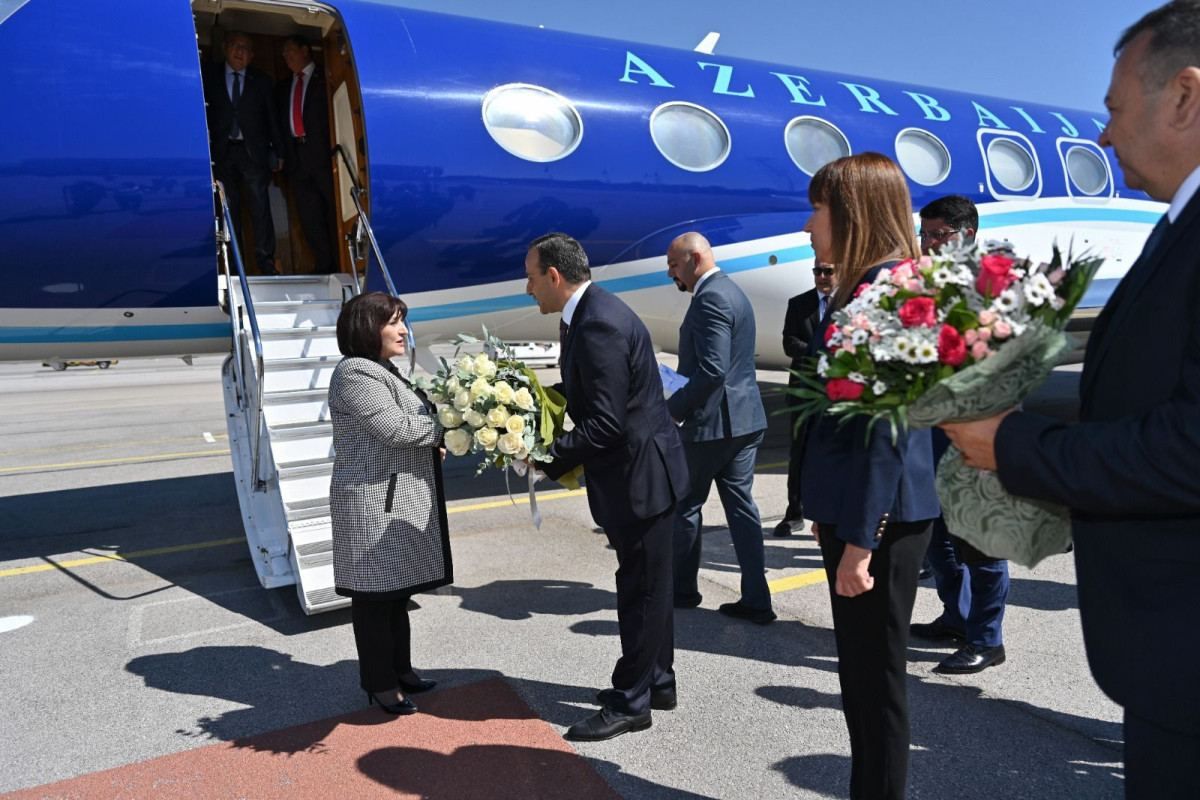 Azerbaijani Parliament's Speaker arrives in Bulgaria