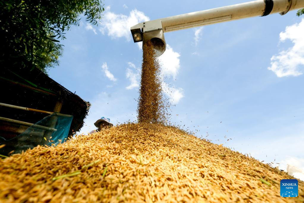 Israel signs grain agreement with Azerbaijan & Uzbekistan